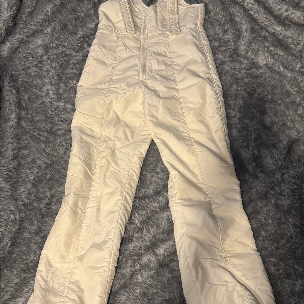 Elegant Cream Jumpsuit - Vintage Snow Bibs